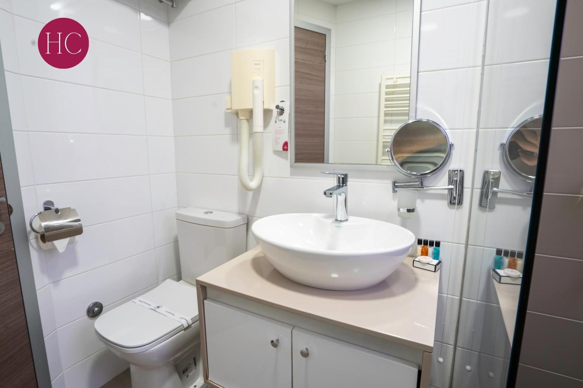 Central Hotel, Fitness And Spa Vinica المظهر الخارجي الصورة